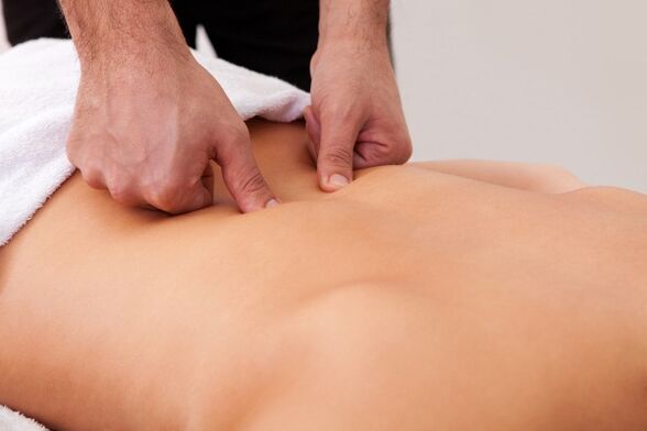 Die Massagesitzungen helfen Ihnen, wenn Ihr Rücken im Lendenbereich schmerzt