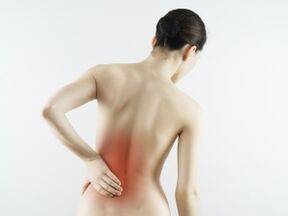 Schmerzen im unteren Rücken aufgrund von Osteochondrose